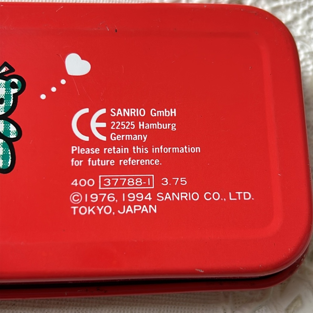 🖤1994 Hello Kitty Metal Pencil Case by Sanrio - Picture 6 of 16